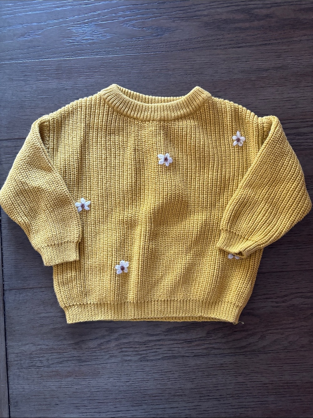 Source Unknown Yellow Knit oversized Sweater with White Flower Appliqués